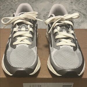 New Balance Arishi Men's Athletic Sneakers in White and Gray